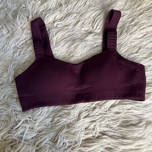 lululemon athletica Purple Sports Bra with Wide Straps and Sturdy Band